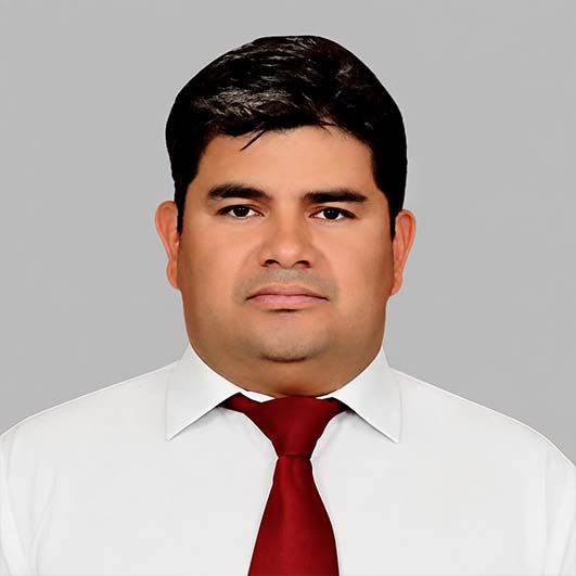 Lic. YGOR KENNY CARRASCO RODRÍGUEZ